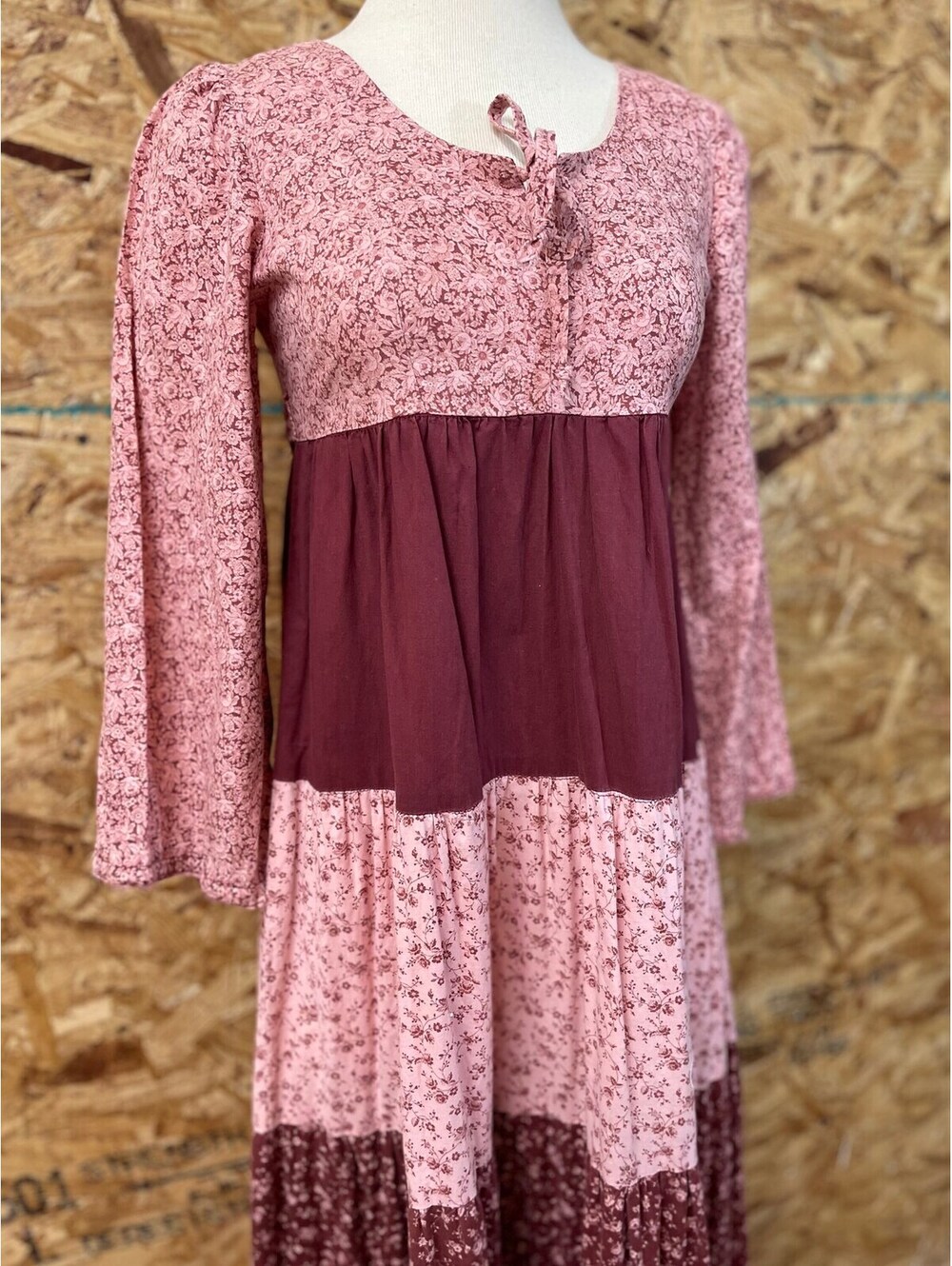 1970's Boho Calico Cotton Tiered Maxi Dress size XXS/ XS  0/2